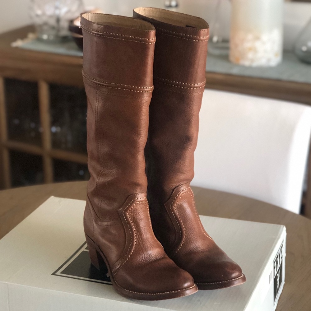 Frye Jane 14L Stitch in Taupe Size 10